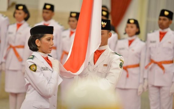 kenalan-dengan-68-paskibraka-2016-E31MKcrtOB kenalan-dengan-68-paskibraka-2016-E31MKcrtOB
